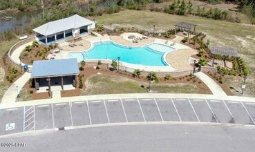 105 Sea Fox Dr in Panama City, FL - Building Photo - Building Photo