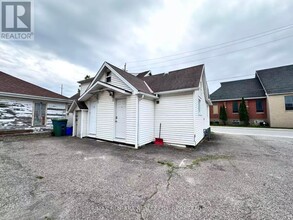 5703-5703 Desson Ave in Niagara Falls, ON - Building Photo - Building Photo