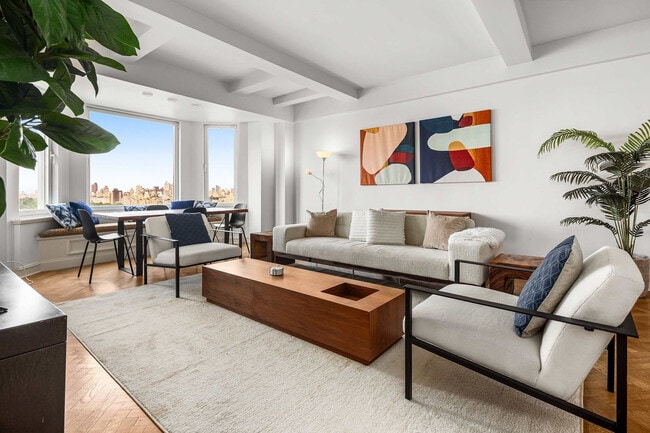 160 Central Park S
