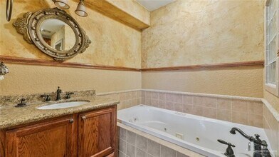 10 Shasta E Ave in McAllen, TX - Building Photo - Building Photo