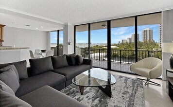 4200 N Ocean Dr, Unit 2-506 in Riviera Beach, FL - Foto de edificio - Building Photo