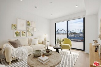 3977 Beverly Blvd in Los Angeles, CA - Building Photo - Building Photo