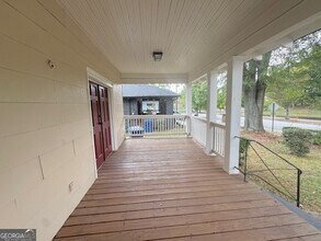 818 Peeples St SW in Atlanta, GA - Building Photo - Building Photo
