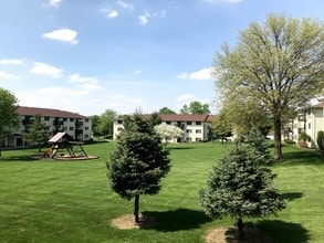Bridlewood Apartments in Altoona, IA - Building Photo - Building Photo