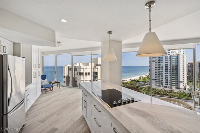 property at 4041 Gulf Shore Blvd N