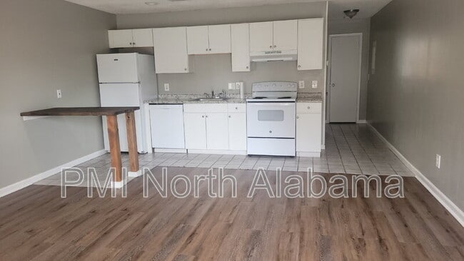 property at 4423 Bonnell Dr