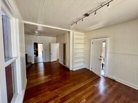 307 5th St in Pacific Grove, CA - Building Photo