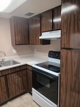 942 Lake Destiny Rd in Altamonte Springs, FL - Building Photo - Building Photo