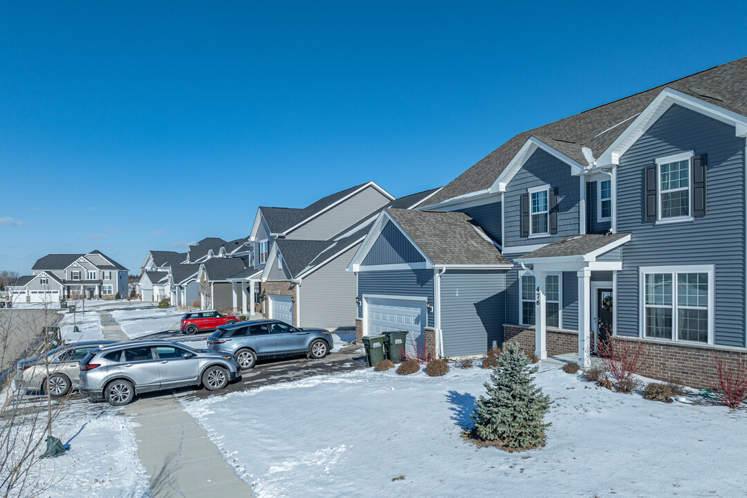 Sawgrass Community House in Bolingbrook, IL - Building Photo