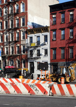 118 E First St in New York, NY - Foto de edificio - Building Photo