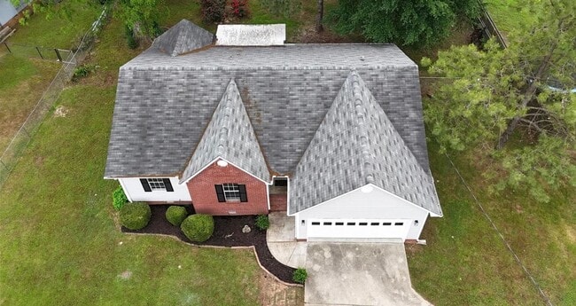 3510 McIntosh Rd in Oxford, AL - Building Photo - Building Photo