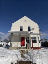 199 Morris Ave in Pawtucket, RI - Building Photo
