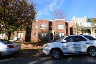 900-904 5th St NE in Washington, DC - Building Photo - Building Photo