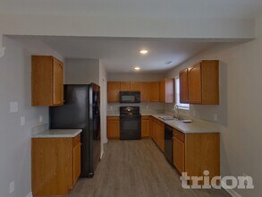 927 Littleton Dr in Concord, NC - Building Photo - Building Photo