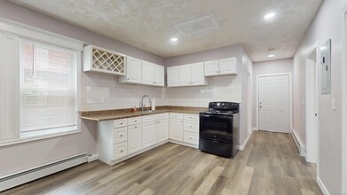 11 Judson St in Hartford, CT - Building Photo - Building Photo