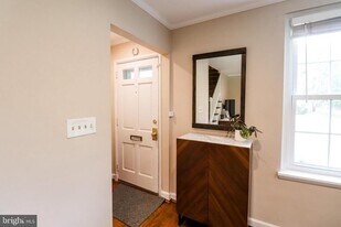 3620 S Taylor St in Arlington, VA - Building Photo