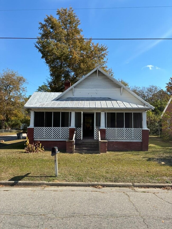 property at 1301 Branch St