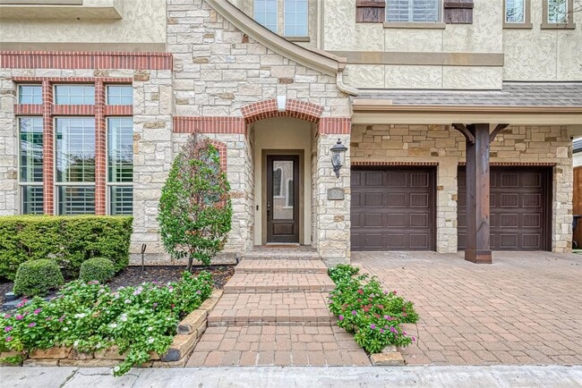 622 Pink Azalea Trail in Houston, TX - Building Photo - Building Photo