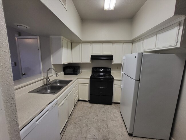 property at 8641 Victorian Village Dr