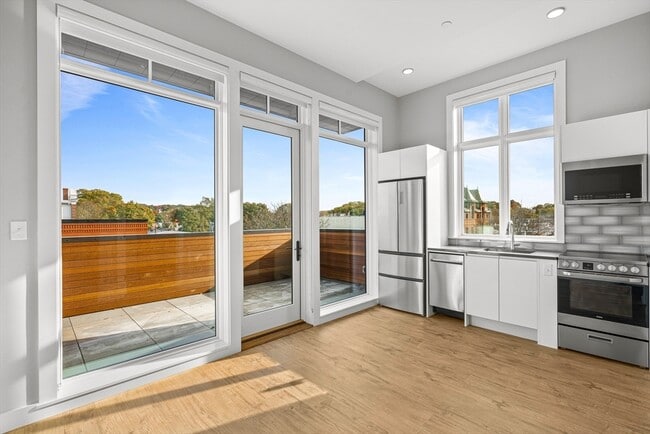 property at 524 Main St