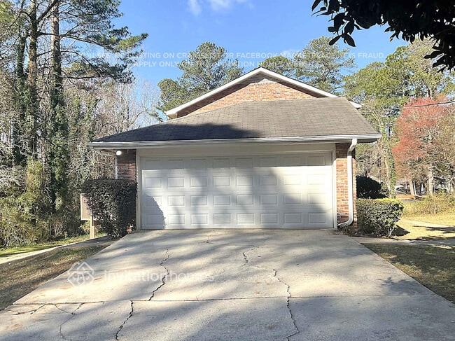 3240 Wakefield Dr in Decatur, GA - Building Photo - Building Photo