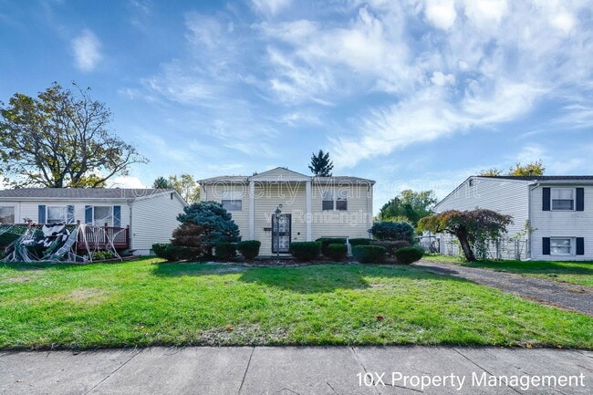 907 Higbee Dr N in Columbus, OH - Building Photo - Building Photo