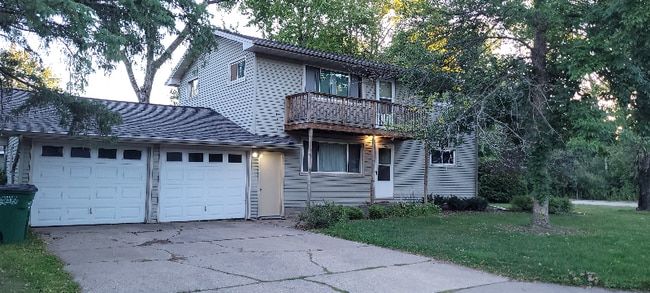 310 Poplar St