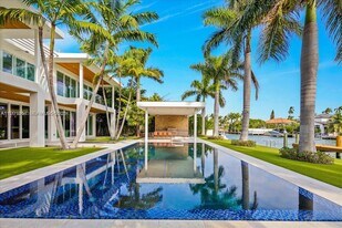 3465 Meridian Ave in Miami Beach, FL - Building Photo