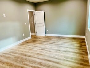 6227 Orion Ave in Van Nuys, CA - Building Photo - Building Photo