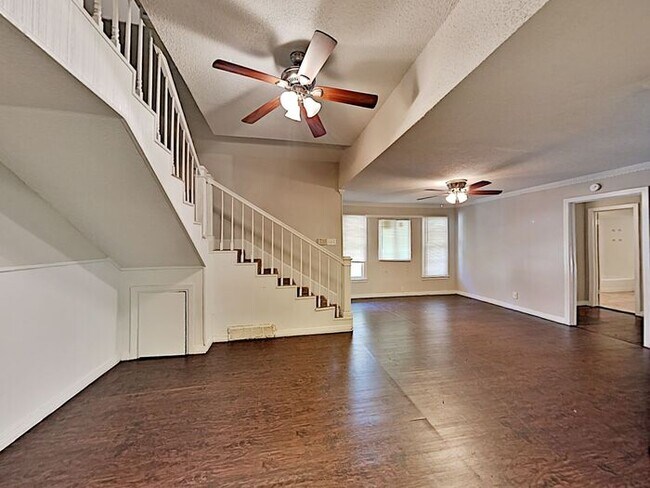 2631 Fonville Dr in Dallas, TX - Building Photo - Building Photo