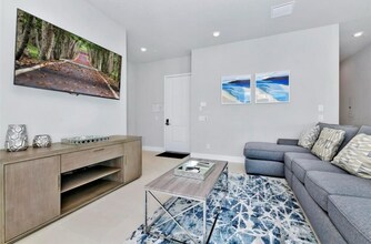 8600 SW 140th Terrace in Palmetto Bay, FL - Building Photo - Building Photo