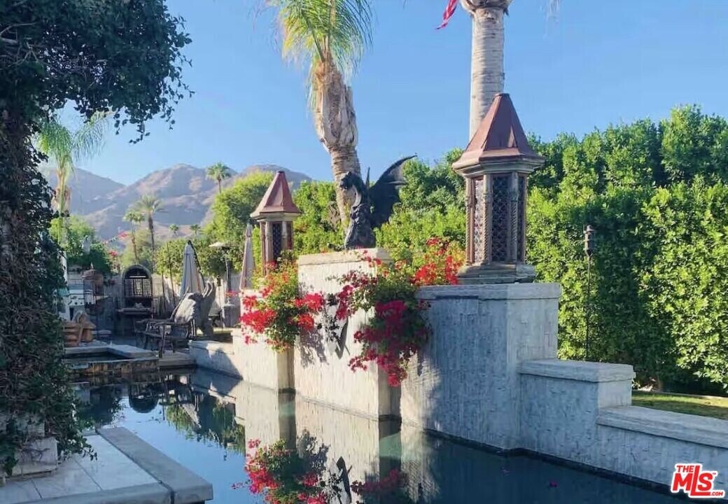 73090 Amber St in Palm Desert, CA - Building Photo