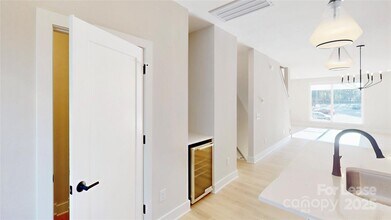 407 Devender Ln in Charlotte, NC - Building Photo - Building Photo