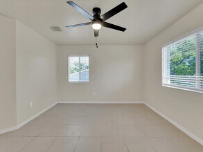 308 NW 17th Ter in Pompano Beach, FL - Building Photo - Building Photo
