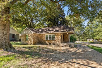 1678 Alta Vista Ave in Memphis, TN - Building Photo - Building Photo