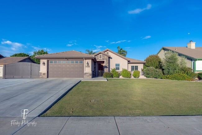 property at 3707 Daytona Dr