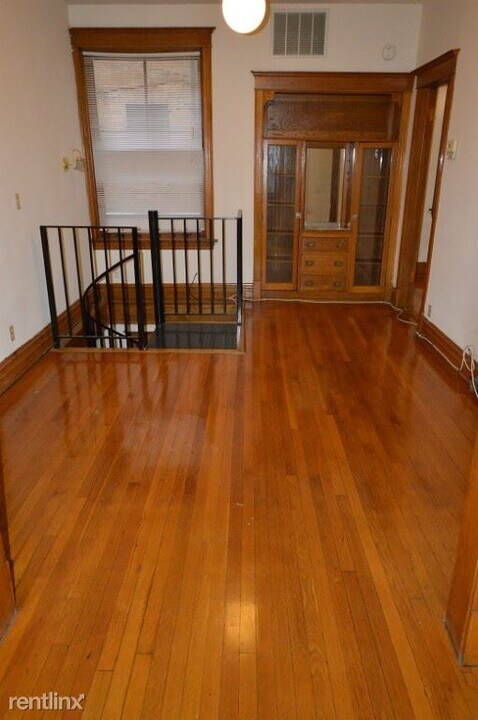 3906 N Greenview Ave in Chicago, IL - Building Photo