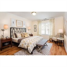 113 Thornton Rd in Brookline, MA - Building Photo - Building Photo