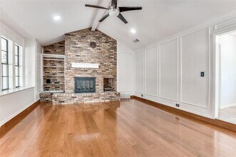 1021 Auburn Dr in Arlington, TX - Building Photo - Building Photo
