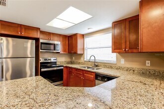 8373 Camphor Dr in Brooksville, FL - Building Photo - Building Photo