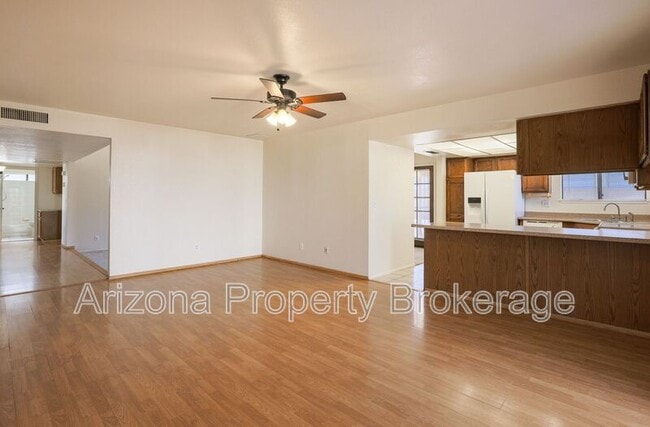 property at 8135 W Sierra Vista Dr