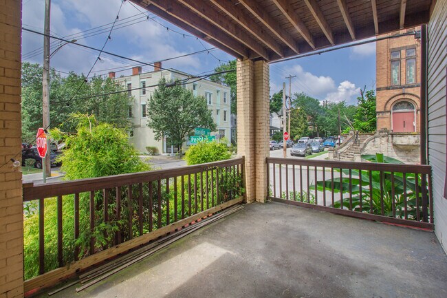 201 Franklin Ave, Unit 1 in Pittsburgh, PA - Building Photo - Building Photo