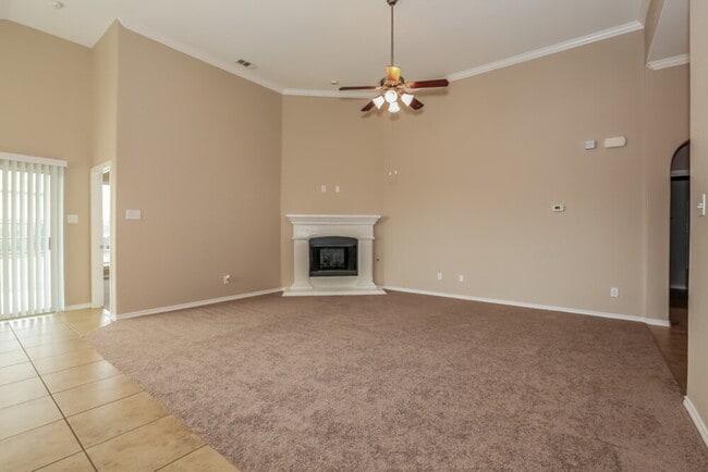 6137 Kristen Dr in Fort Worth, TX - Building Photo - Building Photo