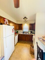 1202 Spring St in Madison, WI - Building Photo