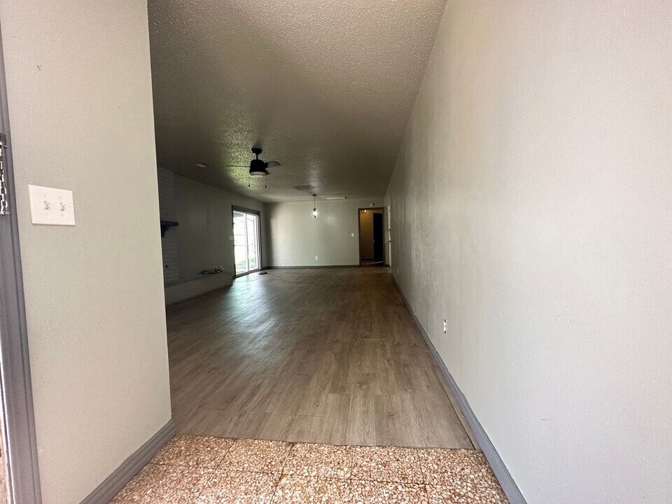 3606 Willow Springs Dr in Oklahoma City, OK - Building Photo