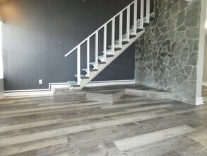 14212 NE 4th Ave in Miami, FL - Foto de edificio - Building Photo