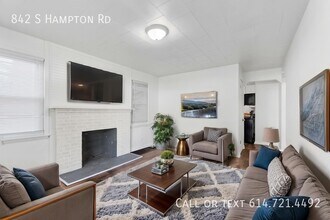 842 S Hampton Rd in Columbus, OH - Building Photo - Building Photo