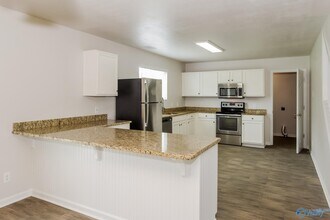 129 Forestbrook Dr in Madison, AL - Building Photo - Building Photo