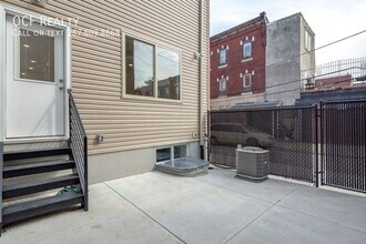 1712 S 19th St in Philadelphia, PA - Building Photo - Building Photo