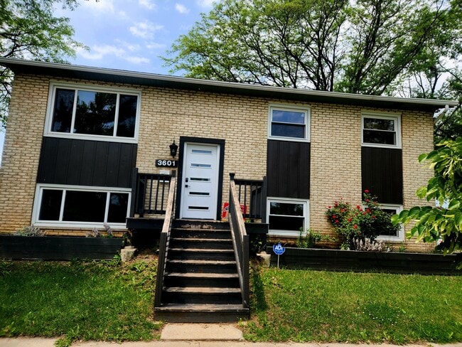 property at 3601 W 123rd Pl